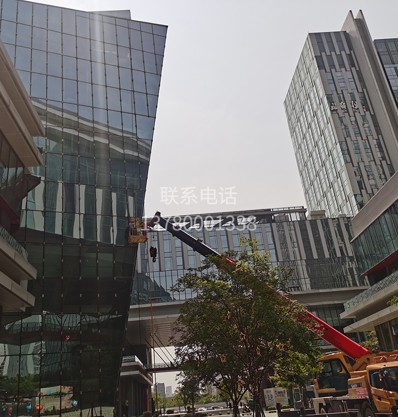 外傾斜作業(yè)面施工難度3顆星