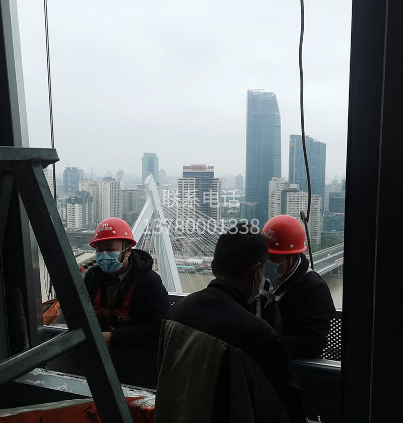 玉米樓單元式幕墻玻璃更換